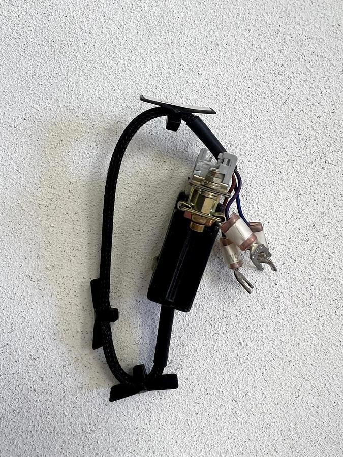 Used SVG VTR P/N 600668-01 ASSY, HRNS, Over Pressure Relay, Used