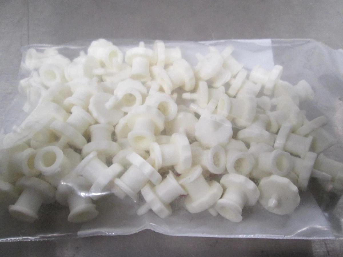 Plug In, 206-997, New, Lot of 65