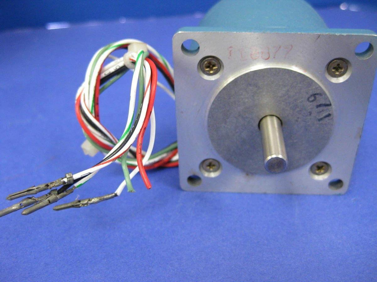 Used Superior Electric M061-FD-301, Synchronous/ Stepping Motor, Steps: 200 Per Rev