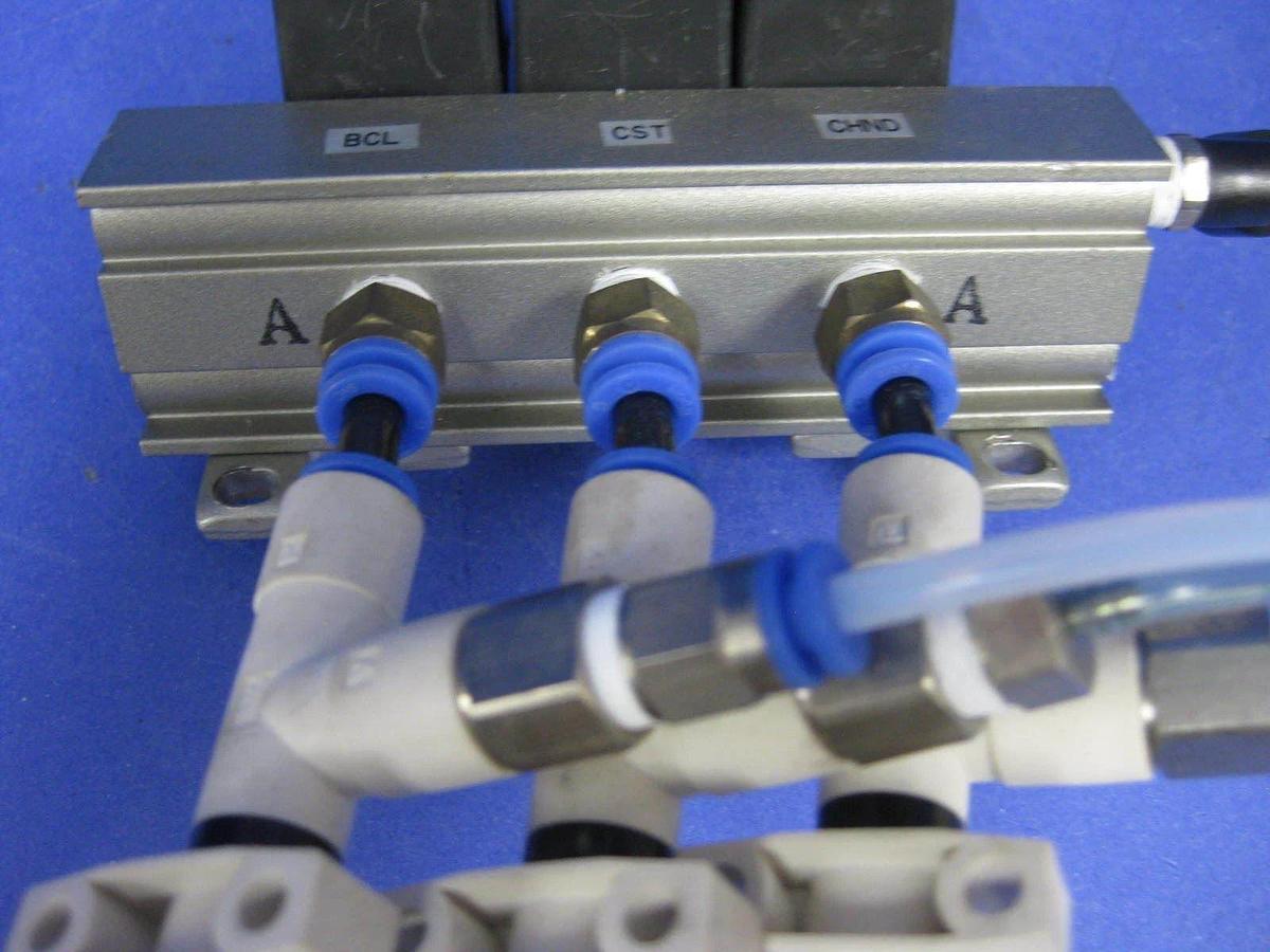 Used SMC VO307 Solenoid Valve Manifold Assembly, with 3 Valves, Used
