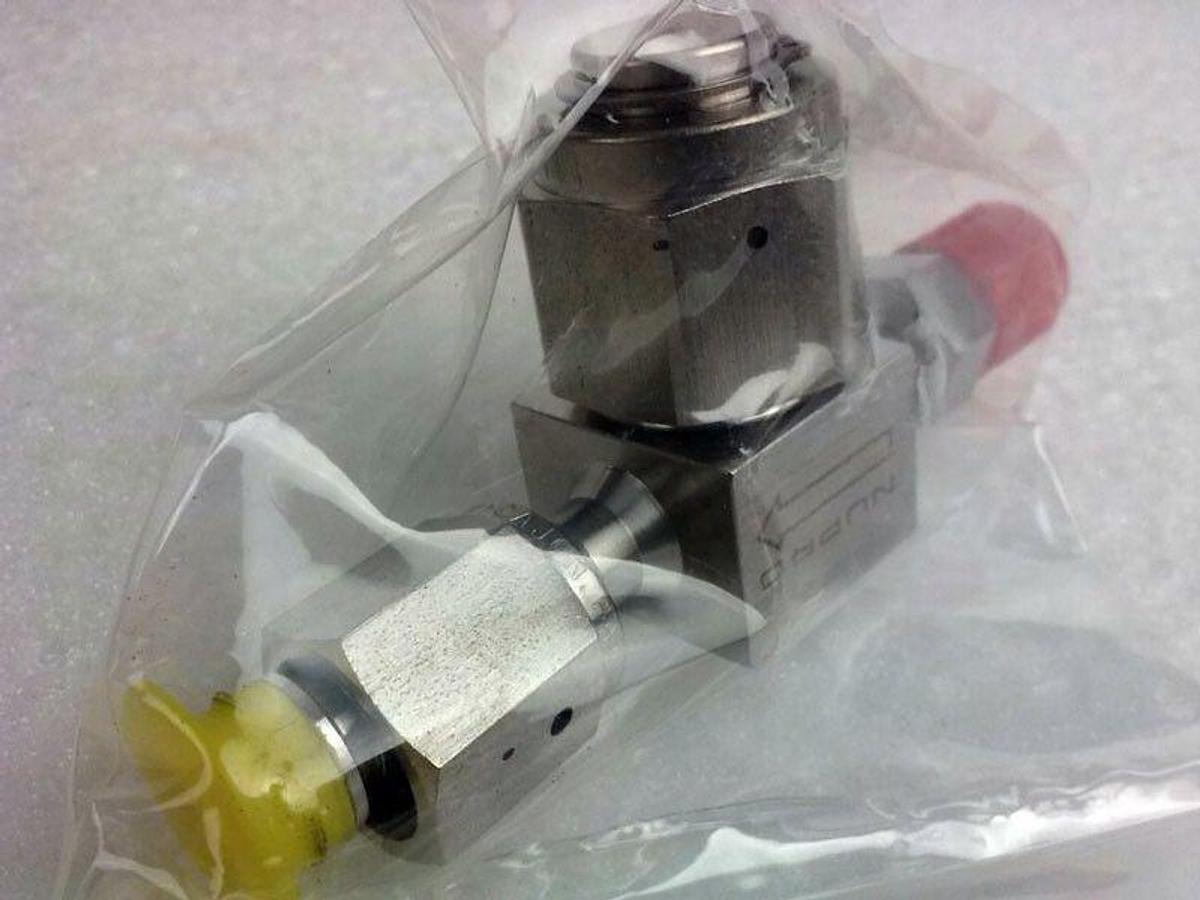 Nupro Valve, Fitting, SS-4TF-V87 with .5 Micron Filter, FVCRxMVCR, New