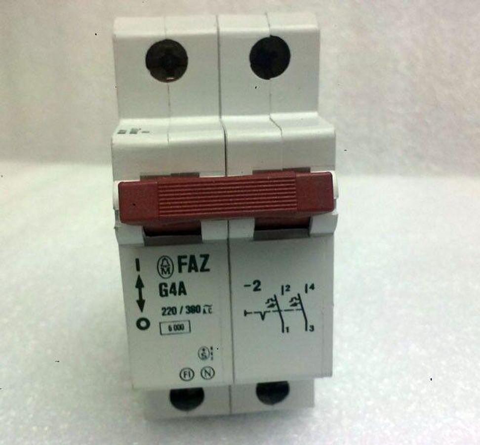 Used Klockner Moeller FAZ-G4A-2 Mini Circuit Breaker 2P 220/380VAC 4A,NEW Lot of 4