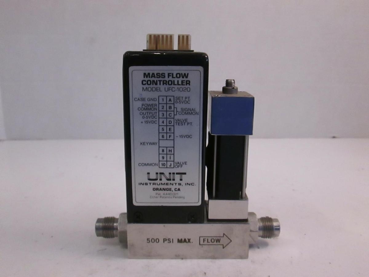 Used Unit UFC-1020A Mass Flow Controller MFC, CF4, 200 SCCM