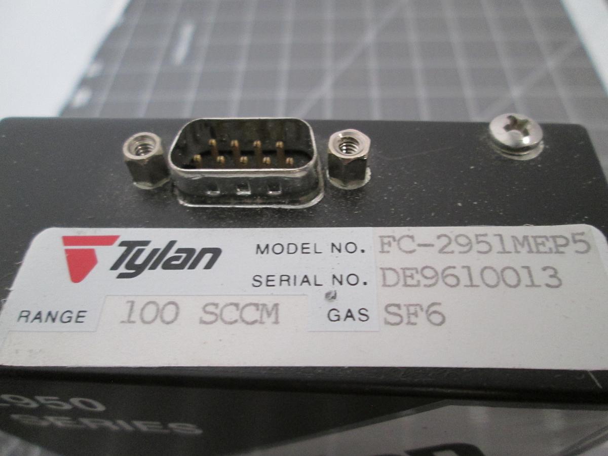 Used Tylan ,FC-2951MEP5, 2950 MFC Mass Flow Controller 100SCCM SF6