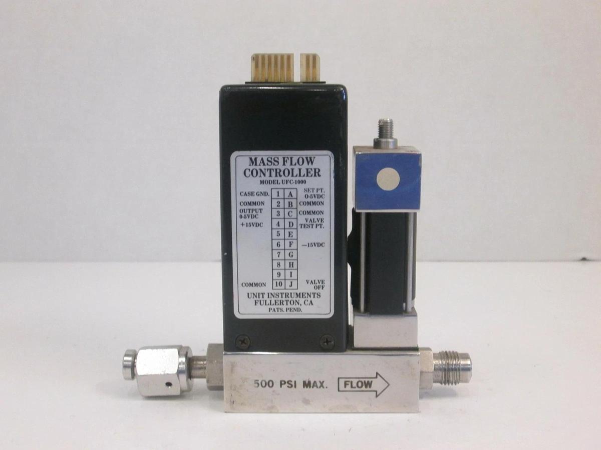 Used Unit UFC-1000, MFC, Mass Flow Controller, N2/H2, 500 SCCM, Used