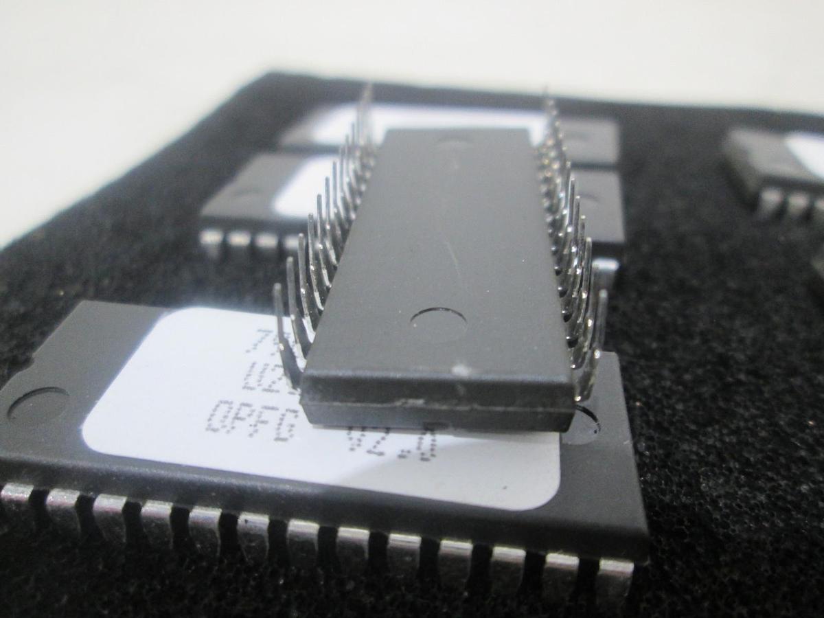 Used Texas Instruments, 790046BR01, Integrated Circuit, Used, Lot of 8