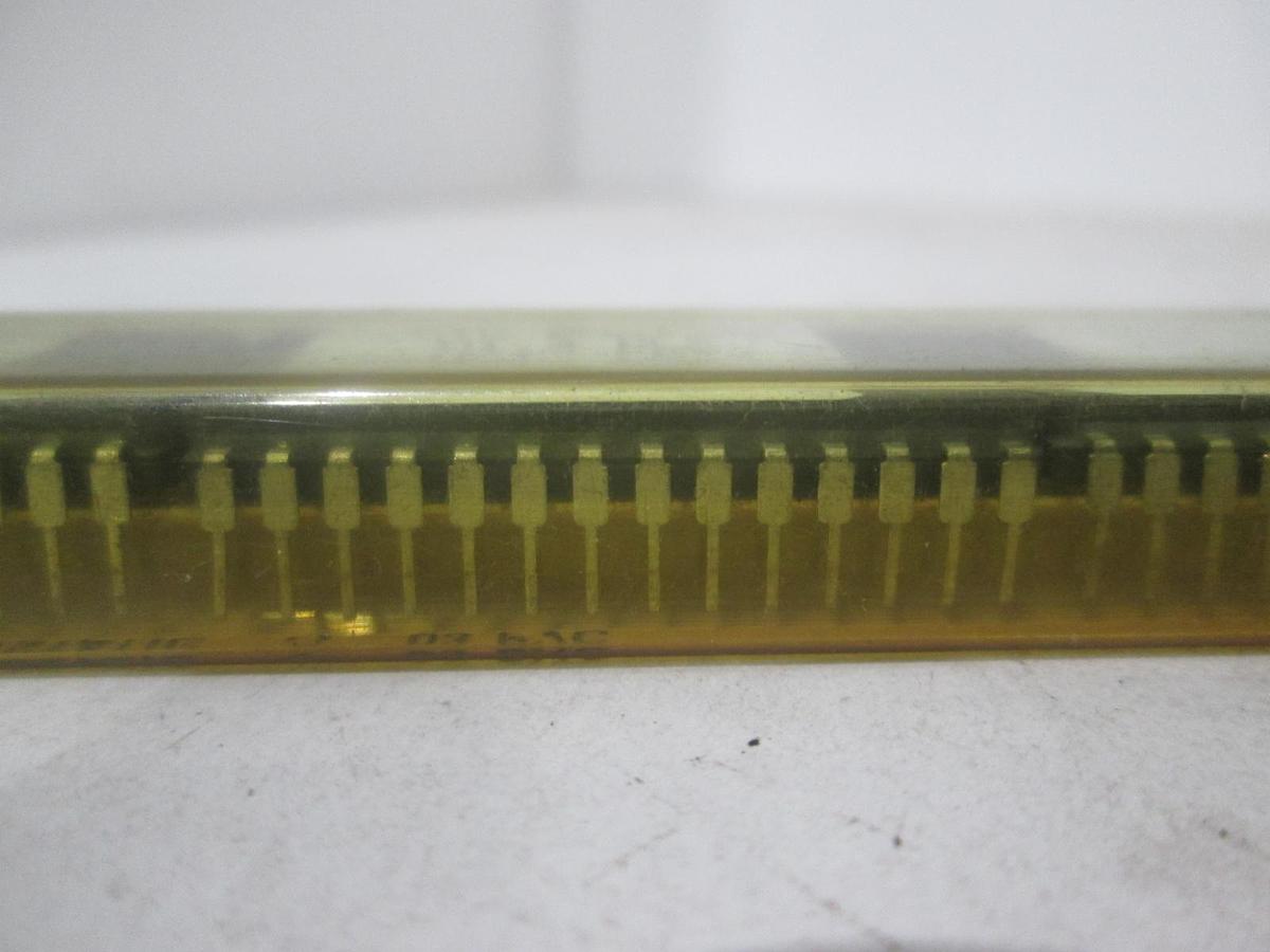 Used IC3C, 9870203R04, Integrated Circuit, New, Lot of 11
