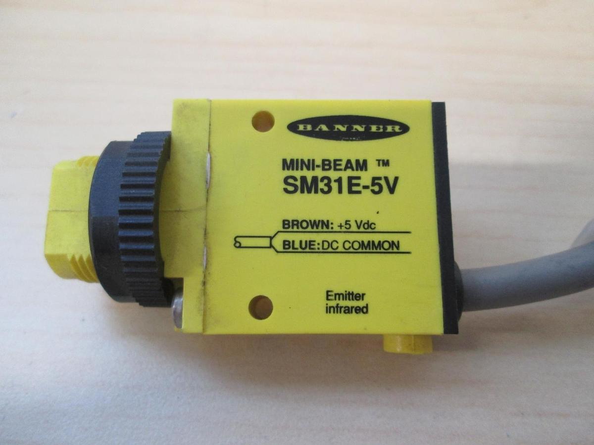 Used Banner, SM31E-5V, Mini-Beam Emitter, 5 VDC, Used