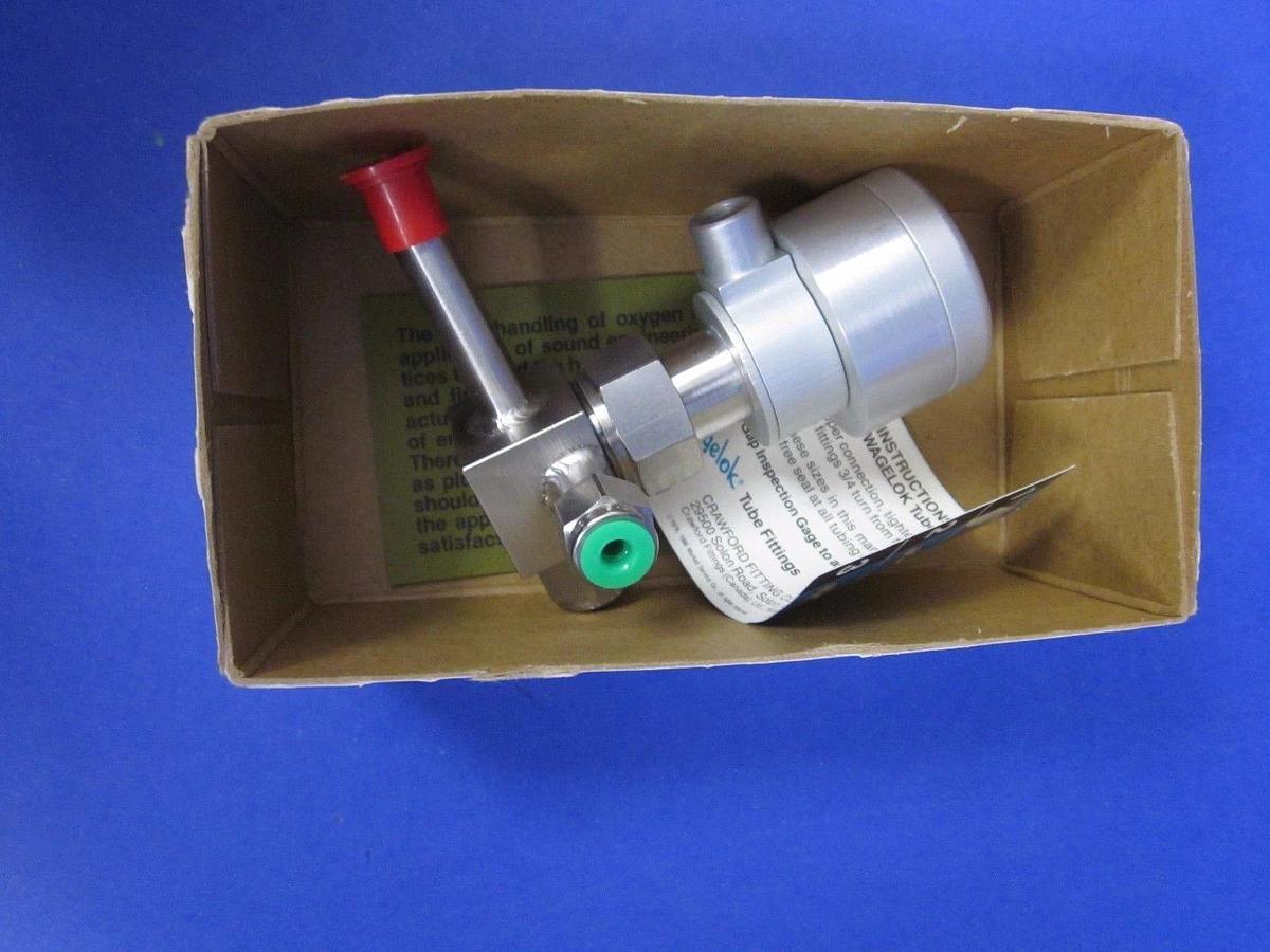 Nupro SS-4BK-1C-9ABAA Bellows Sealed Valve w/ NC Actuator, 3 Way