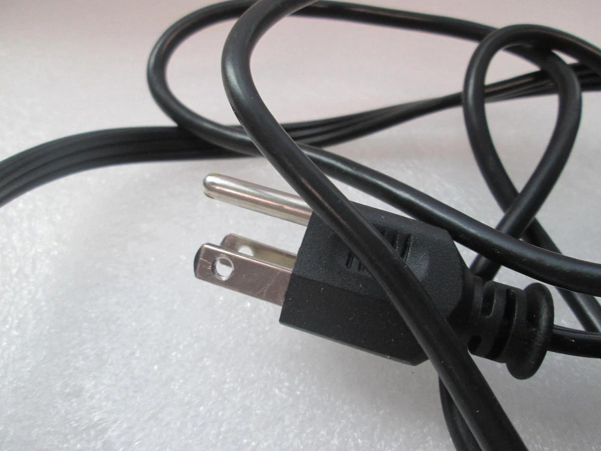 Used Dell, DA90PM111, MK947, 50-60Hz, AC Adapter, Used