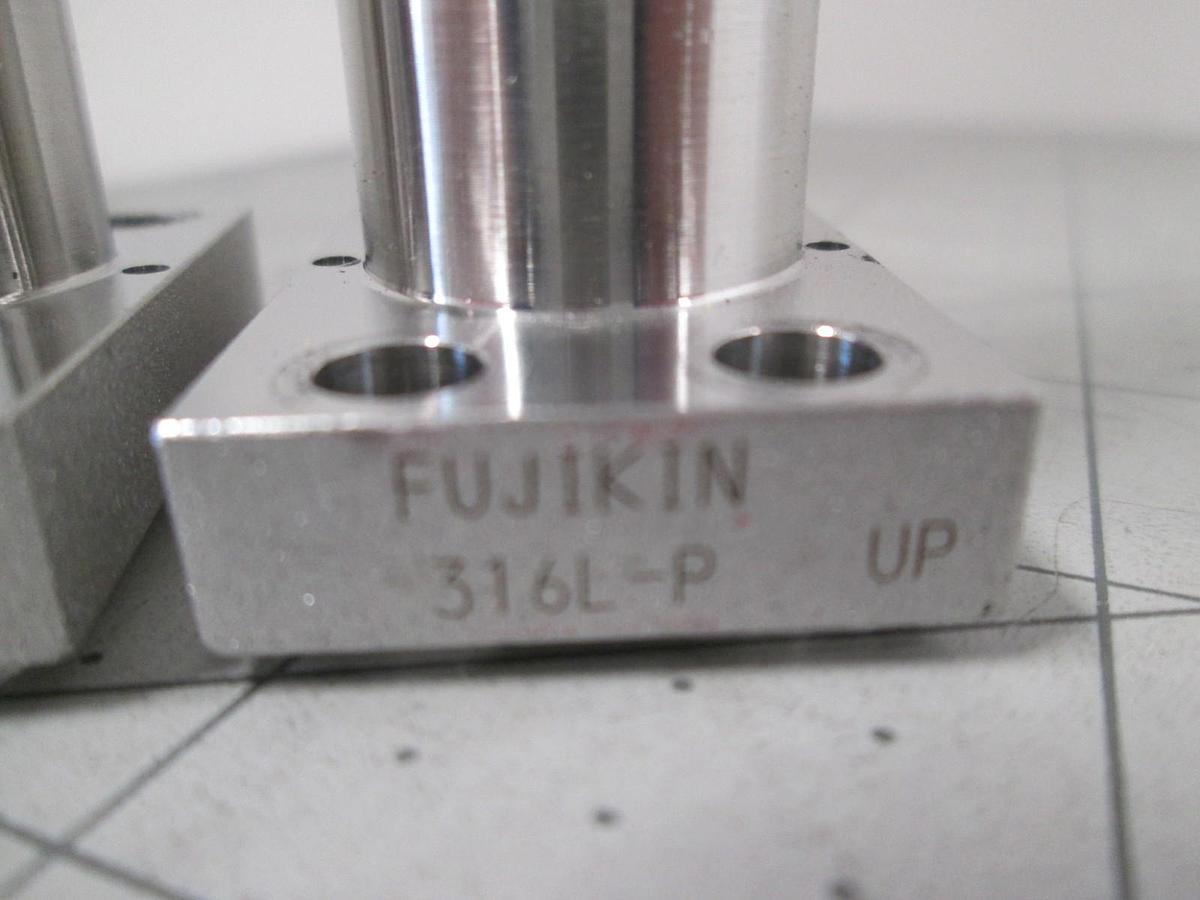 Used Fujikin, FDR-SDA-21-6.35UGC-APC, N.C. Gas Diaphragm Valve, Lot of 3