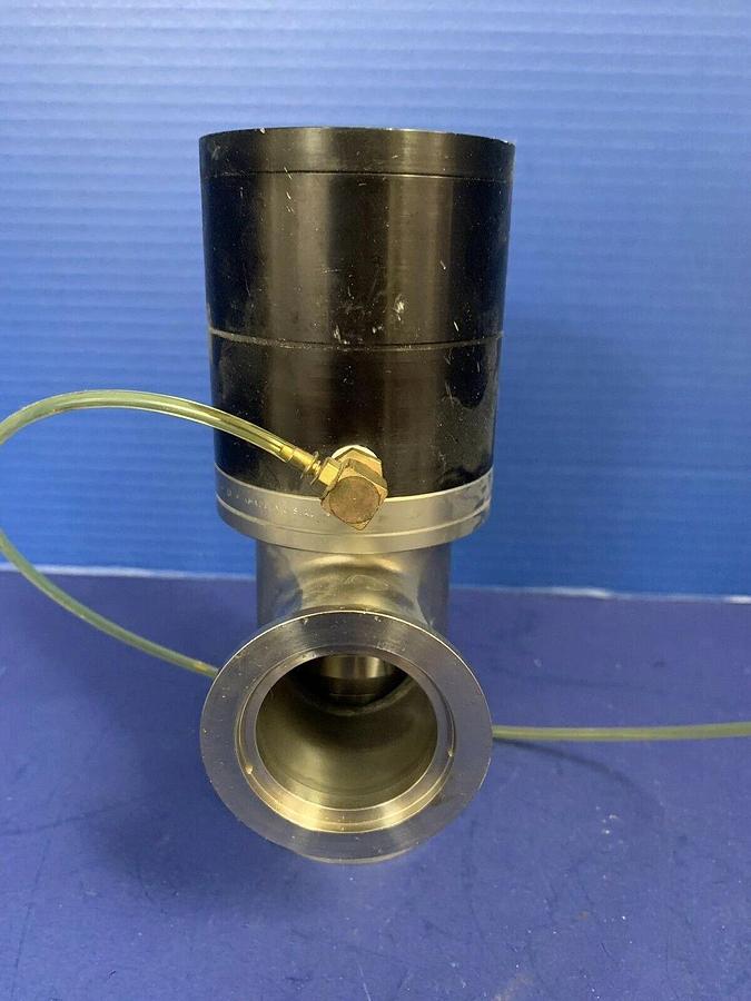 Used Varian L6591-314 Angle Air Vacuum Valve, NW40, Used