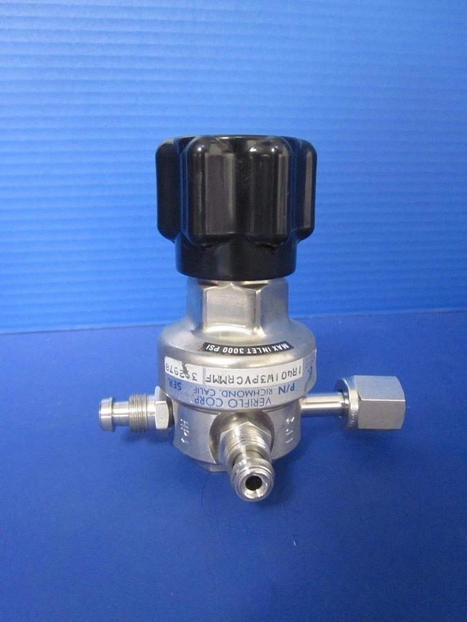 Used Veriflo IR401W3PVCRMMF General Purpose Regulator, 3000 psi, 3 Ports, Used