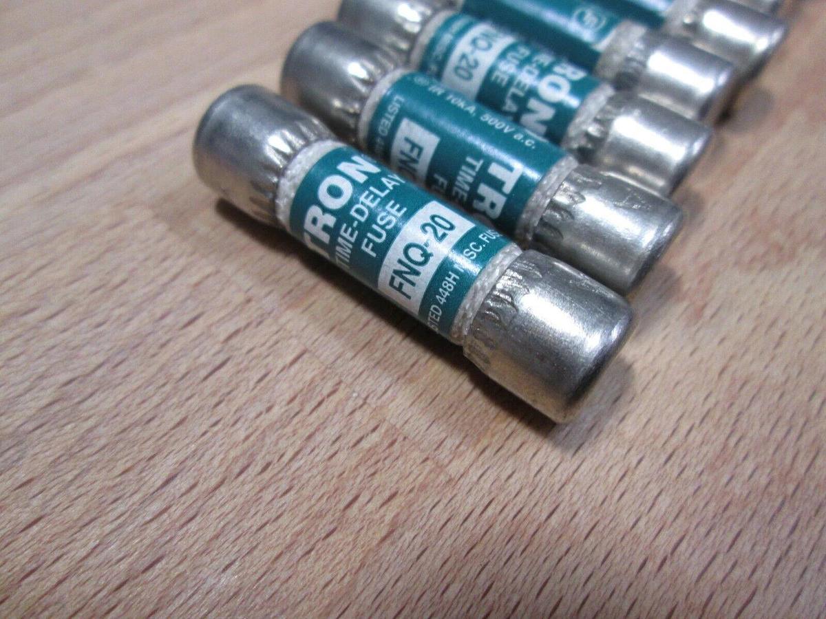 COOPER BUSSMANN FNQ-20 FUSE, 20A, 500V, TIME DELAY Lot of 12