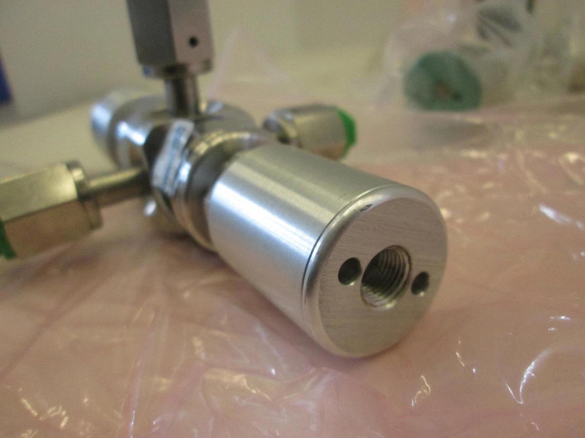 Used Veriflo, 944AOPLPNO, Double Actuator, 3 Way Valve, Used, Lot of 3