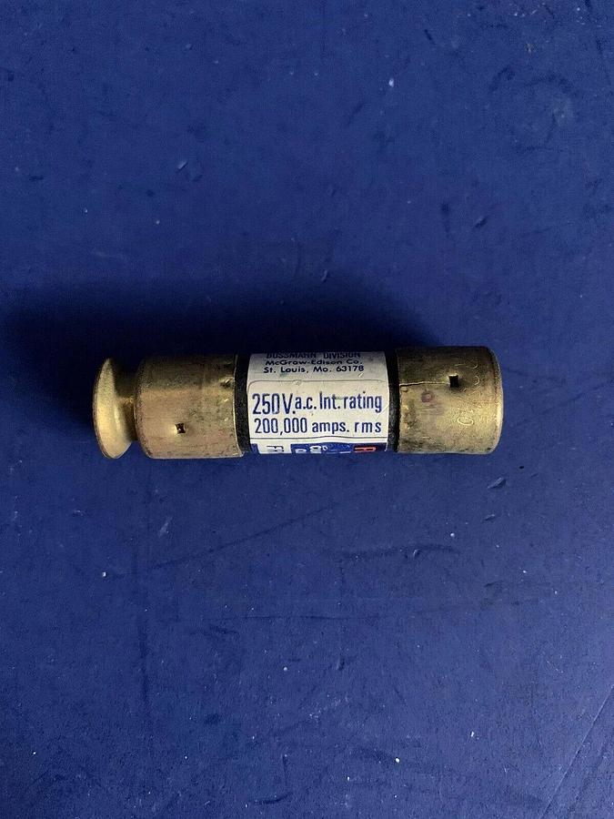 Used Fusetron FRN-R 2 8/10 Time Delay Current Limiting Fuse 250VAC, Lot of 21