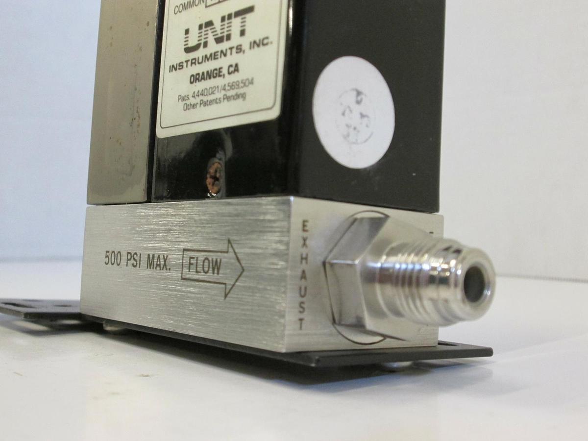 Used Unit UFC-1500A, MFC, Mass Flow Controller, SIH4, 200 SCCM