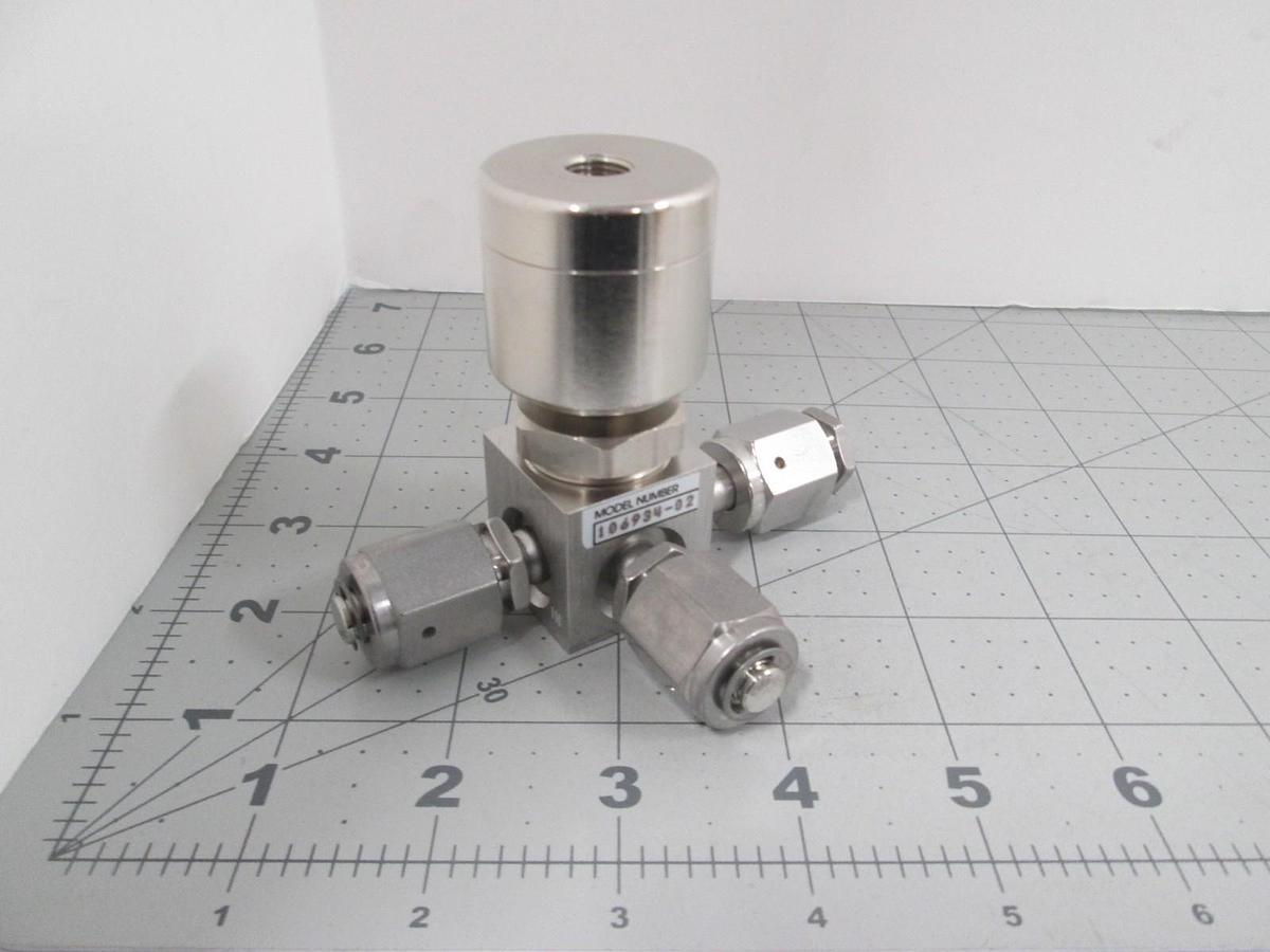 APTech, 106934-02, 3-Way Valve, New