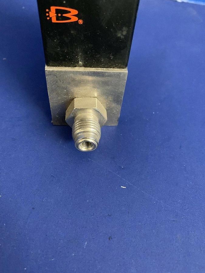 Used Brooks 5850E, Mass Flow Controller MFC, N2, 30 slpm, 1/4" MVCR, Used