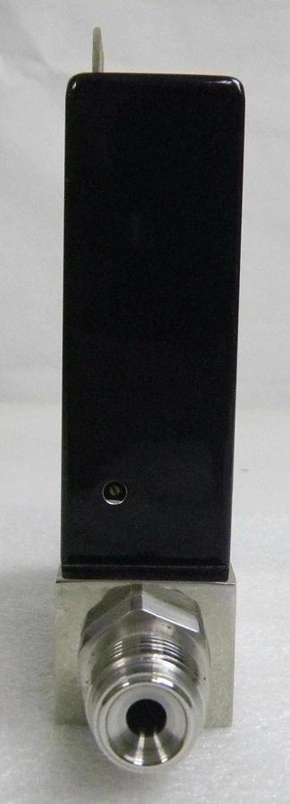 Used Unit UFC-2020A, Mass Flow Controller, Gas- N2, Range- 30 SLM, 3/8" M I/O VCR