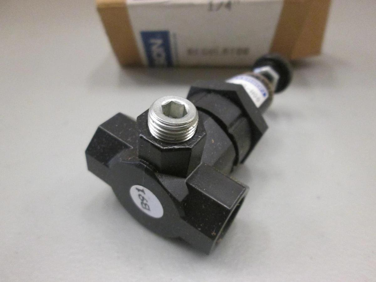 Used Wilkerson, RSZ-02-H00, Regulator, New