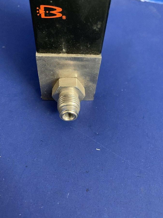 Used Brooks 5850E, Mass Flow Controller MFC, N2, 30 slpm, 1/4" MVCR, Used