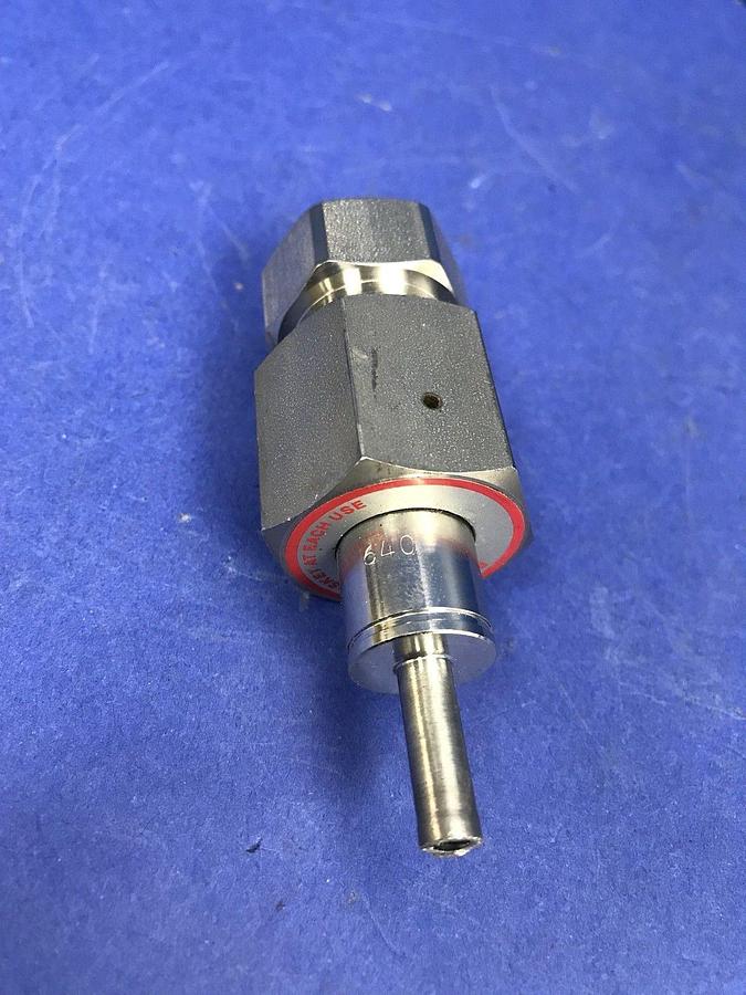 Used CGA 640 Cylinder Inlet Connection w/ CGA 632-642 Nut, Used