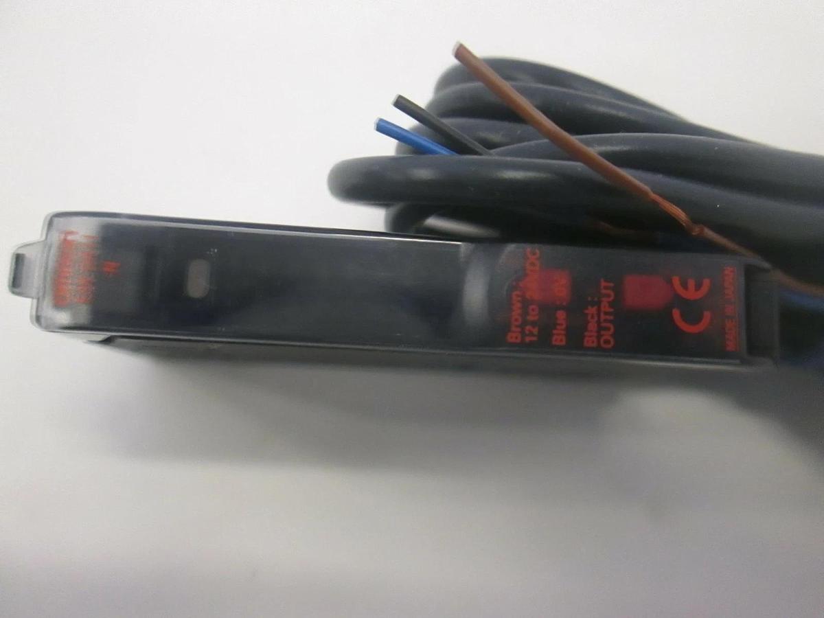 Used Omron, E3X-DA11-N, Photoelectric Switch, Used