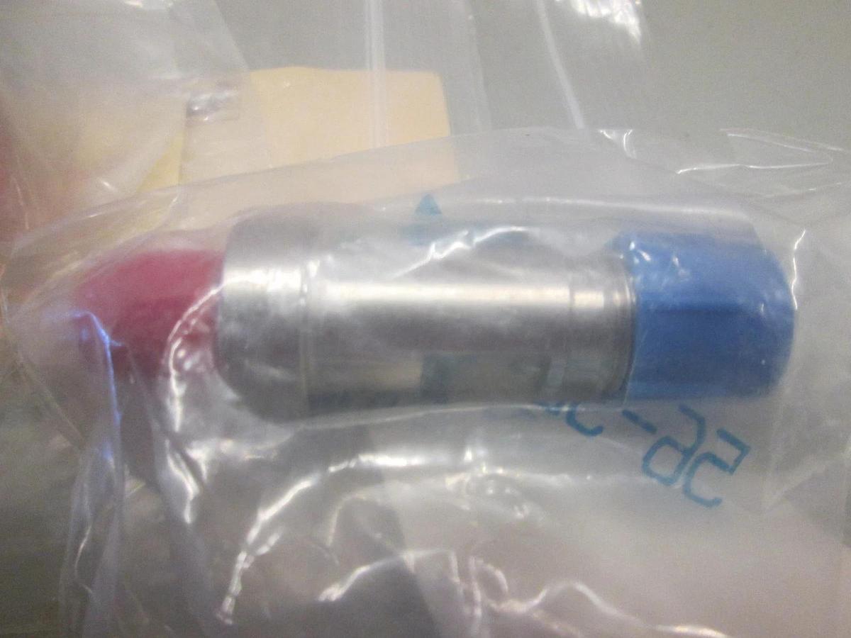 PARKER EWAL 56-326-4VM2-36, Inlet Connection, 1/4" NPT, Lot of 3, New