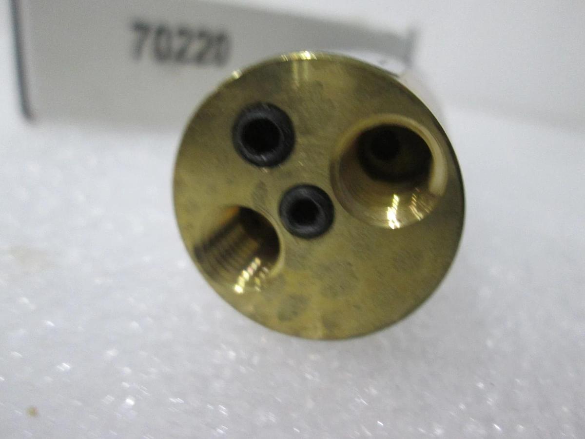Fairchild, 70220, Mini Pneumatic Regulator, New
