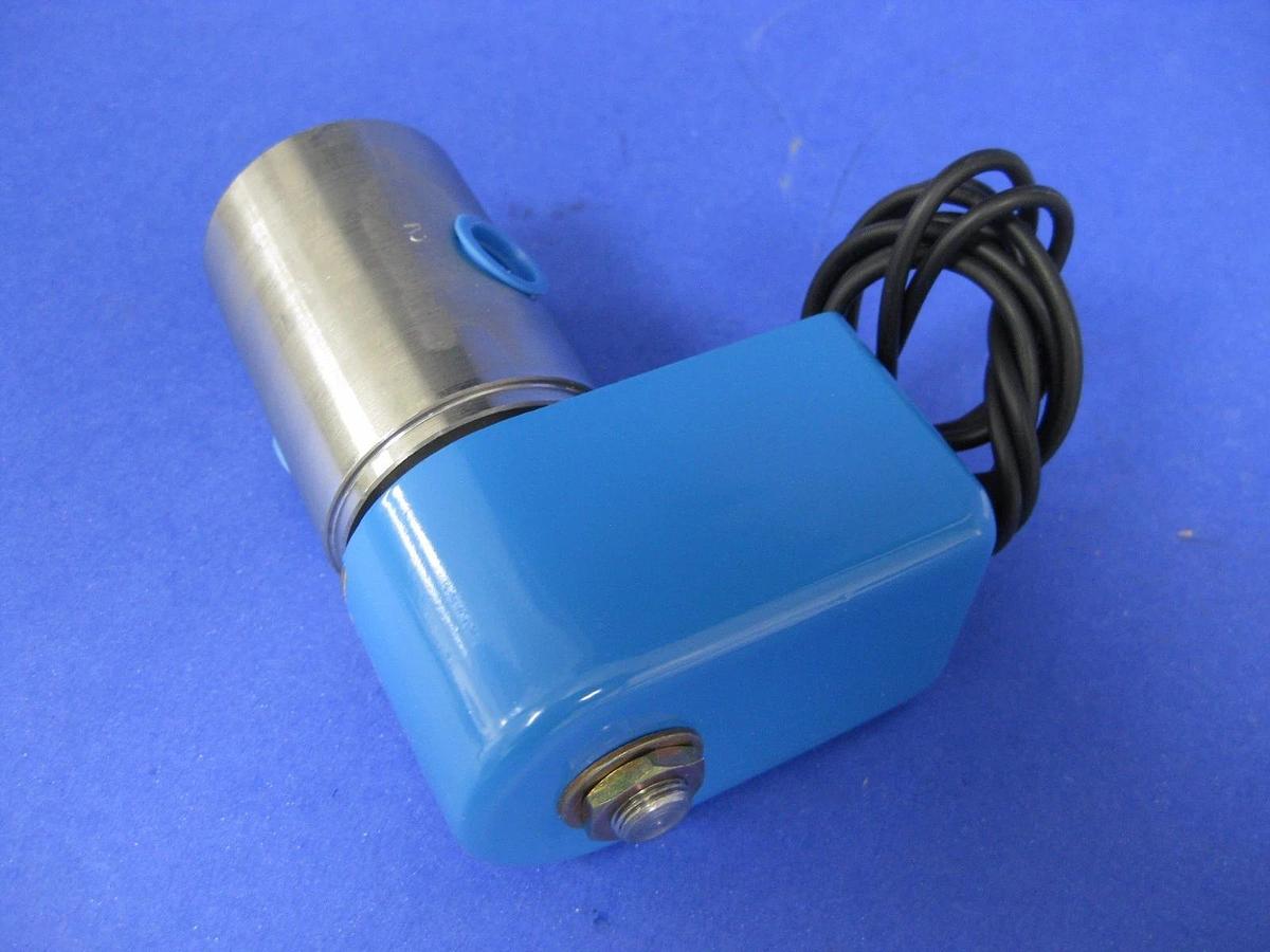 Used Honeywell Skinner 704N1A2A 2-Way, Pilot Operated Piston Valve,NO, NEW