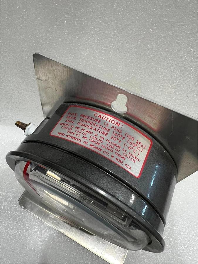Used Dwyer, Magnehelic Pressure Gauge, 0-2", 2002, Used