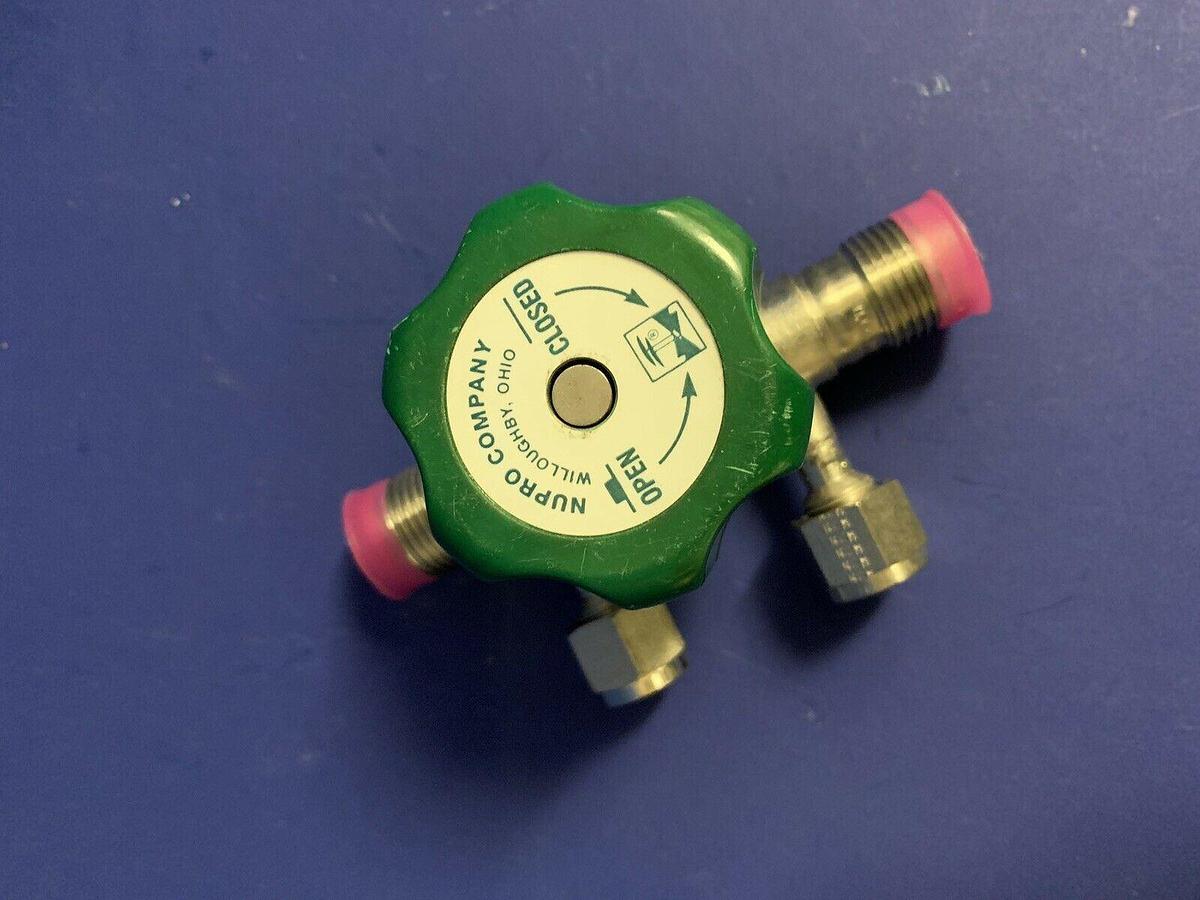 Used Swagelok Nupro Diaphragm Valve, 6L-ELD8-CCBB, 1/2" MVCR, 2 Purge Ports