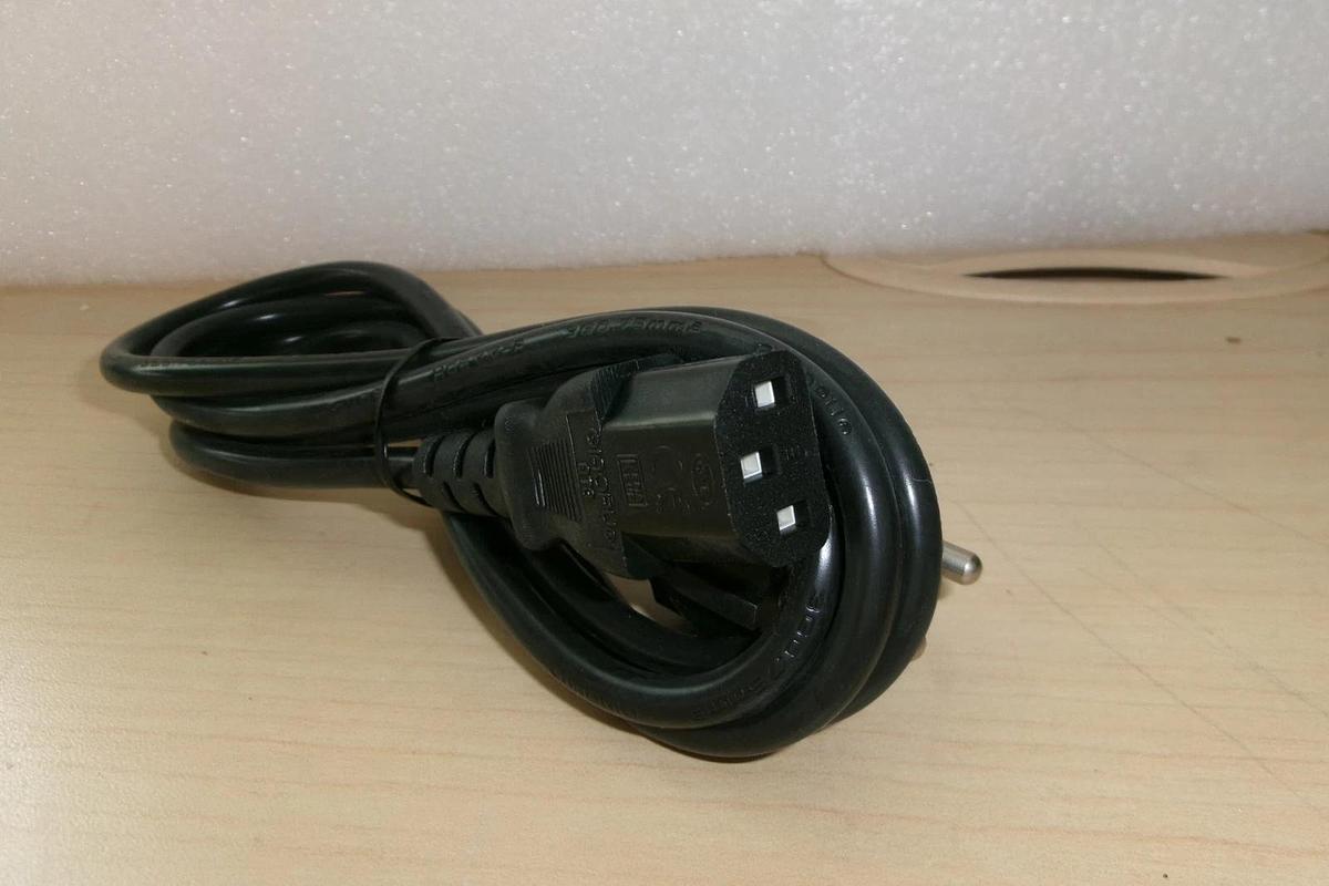 Used Qiaopu type E, power supply cord, 16A 250V, new