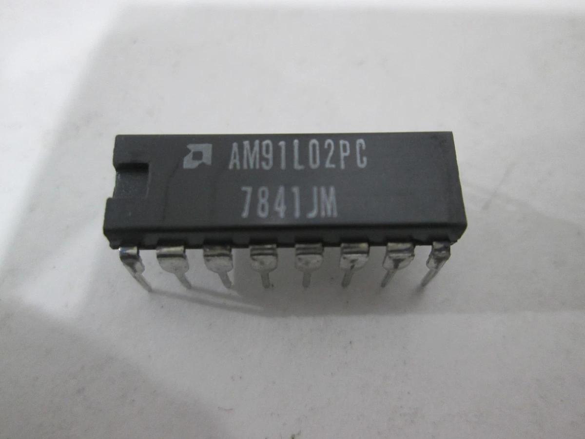 Used AMD, AM91L02PC, 7841JM, Integrated Circuit, Used, Lot of 25