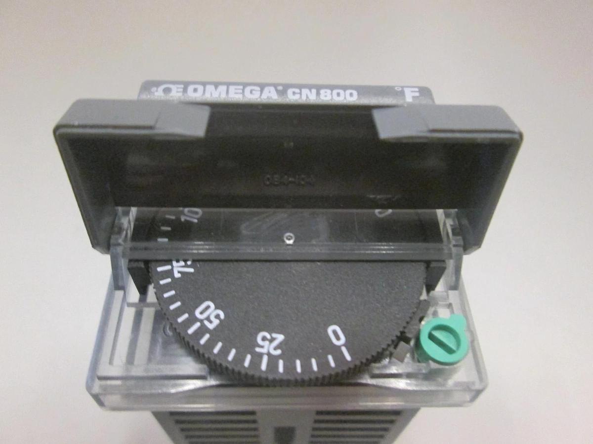 Used OMEGA CN800 Series, Model CN884J, Temperature Controller, Used