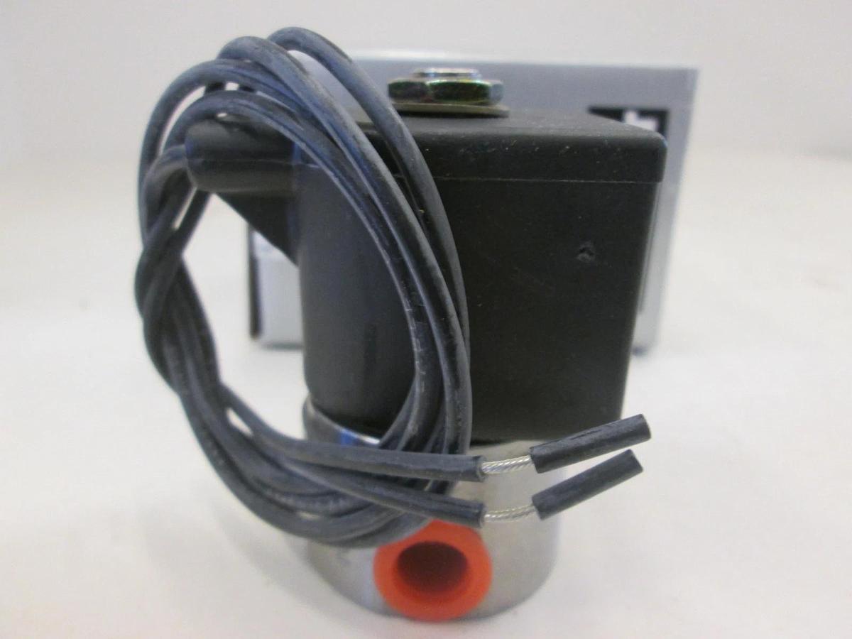 Parker, 71215SN2MV00, Solenoid Valve, 10W, 120/60Hz, 200 PSI, New