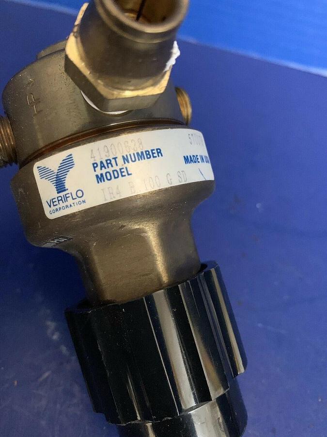 Used Parker Veriflo IR4B-100-G SD Brass Regulator w/ Gauge, 4 Port, Used