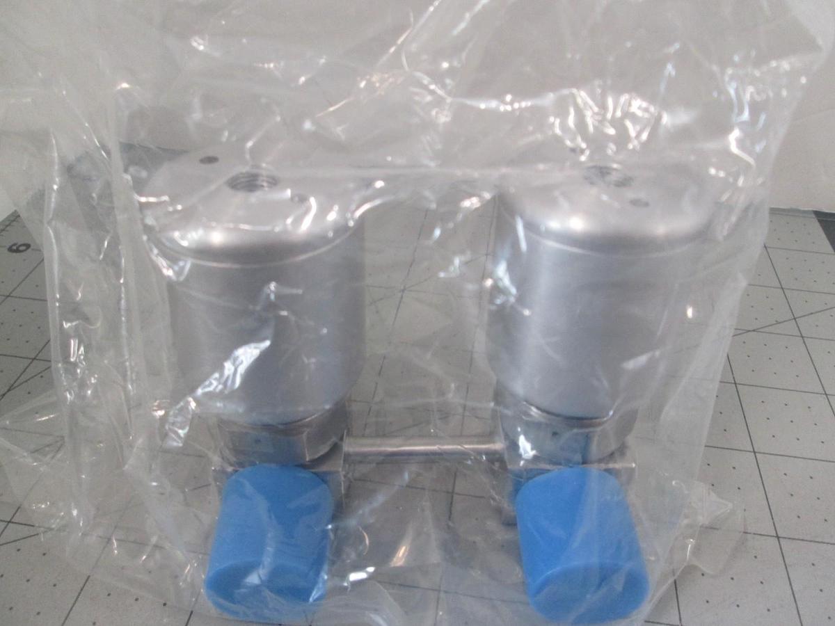 Swagelok, 6LV-D7253P-AA, 2 Station Valve Assy, New