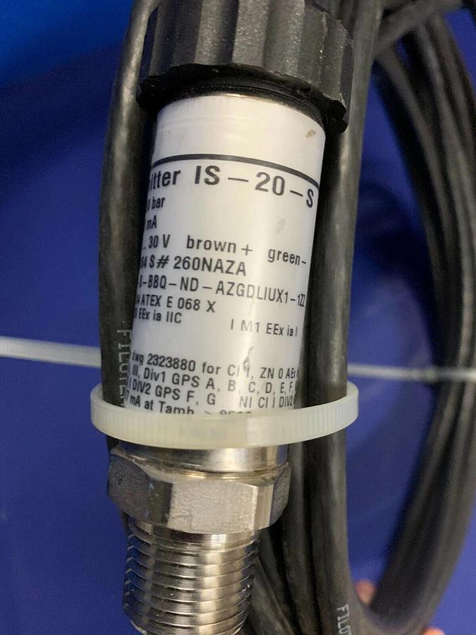 Used WIKA IS-20-S Pressure Transmitter with Cable 0-250 BAR, 20MA, 10-30 VDC, Used