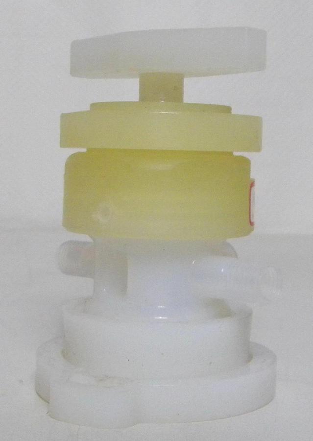 Used Furon Valve UPM2-244-M, 2-Way 1/4 Turn (1/4" Orifice), Used