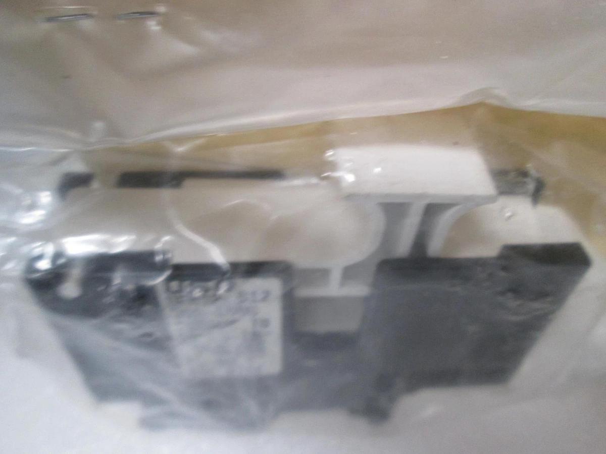 USO, UFM1P B12, Fuse Holder/Puller, 311-006, New. Lot of 2