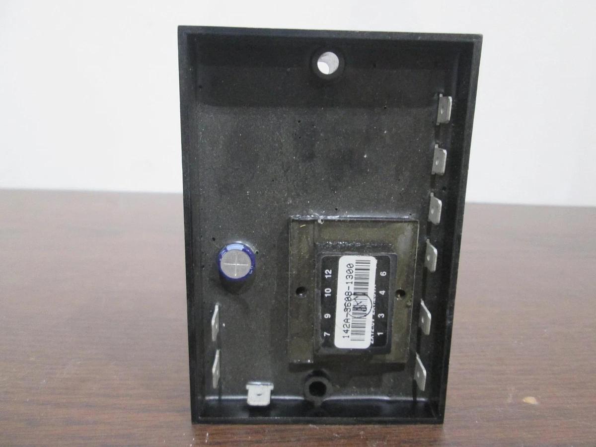 Used Watlow, 142A-3608-1300, Temperature Controller, Used