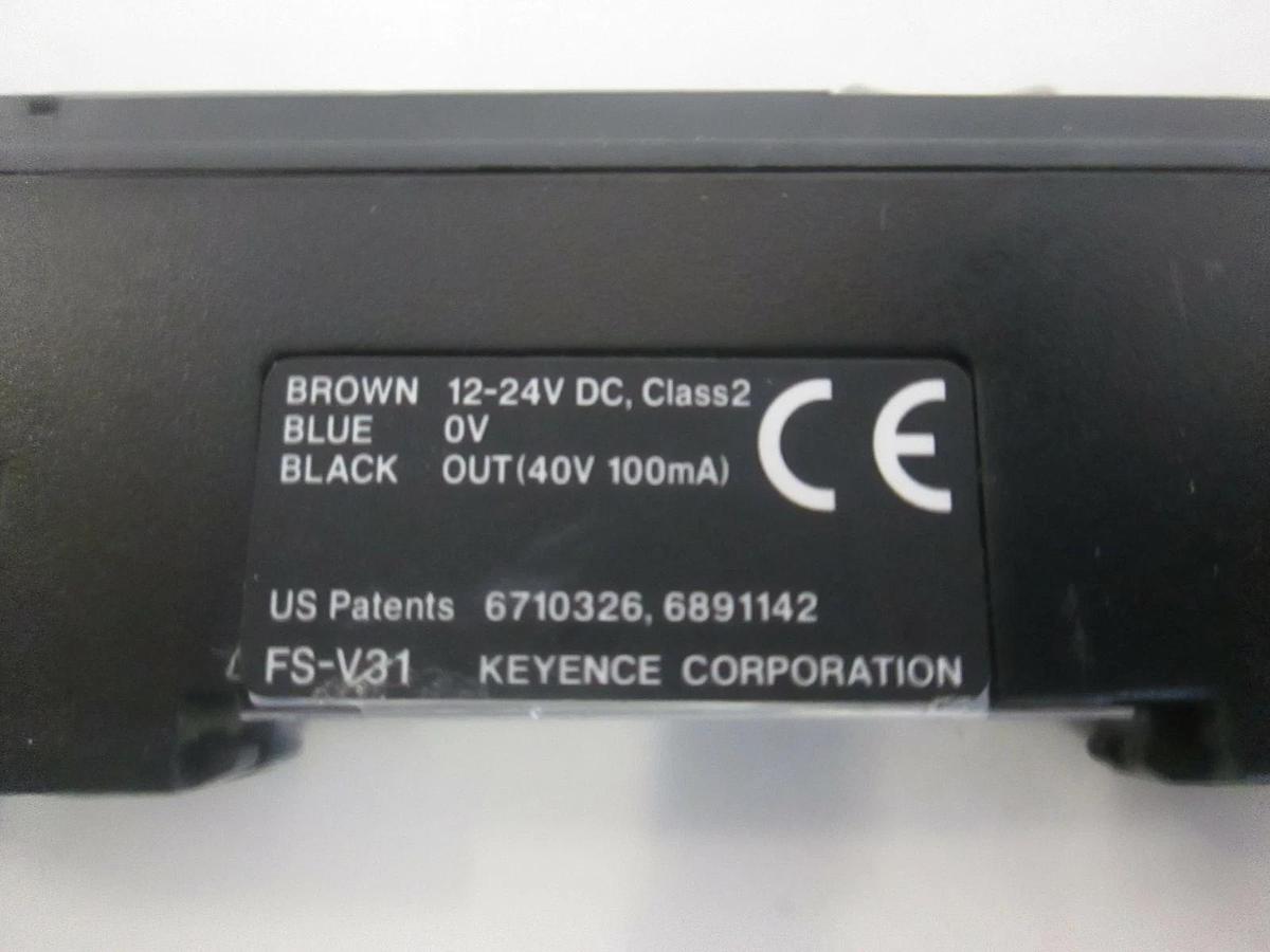 Used Keyence, FS-V31, Digital Fiber Sensor, Used