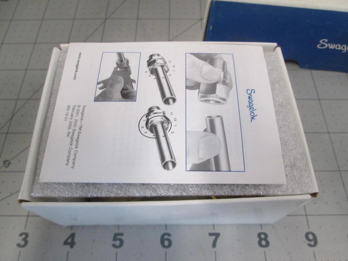 Swagelok, B-810-7-12, Female Connector, 1/2 Tube, 3/4 Female Pipe, New, Lot of 5