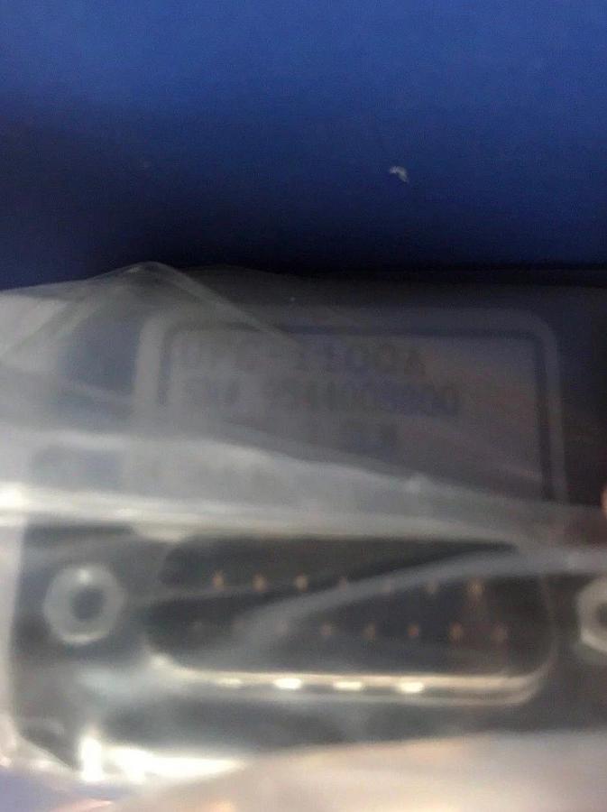 Used Unit UFC-1100A Mass Flow Controller He, 3 SLM, 15 Pin D-Connector Refurbished