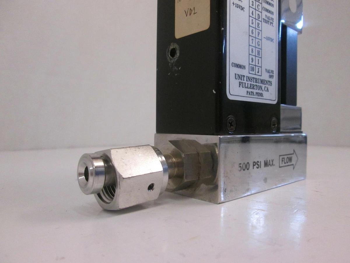 Used Unit UFC-1000, MFC, Mass Flow Controller, N2/H2, 500 SCCM, Used