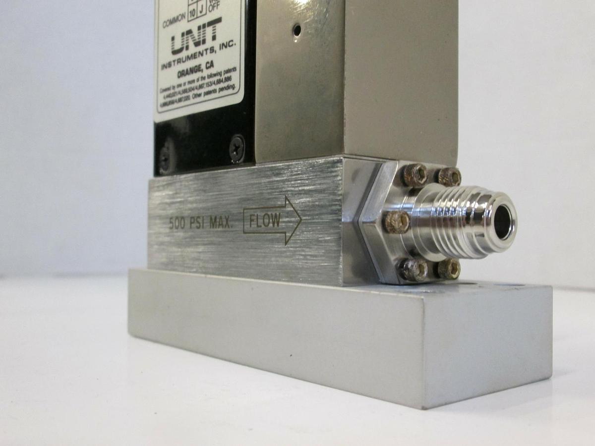 Used Unit UFC-1260A Mass Flow Controller MFC, O2, 10 sLM, 1/4" Male