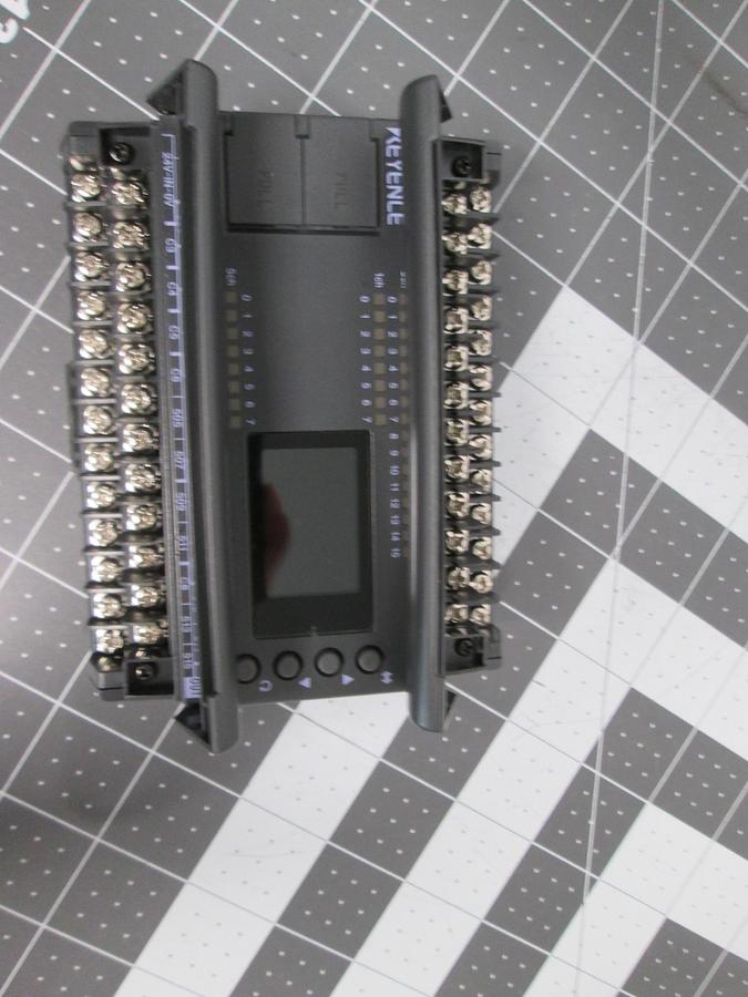 Used Keyence KV-40DR Visual KV Series PLC Base Unit Controller 24VDC 24In 16Out