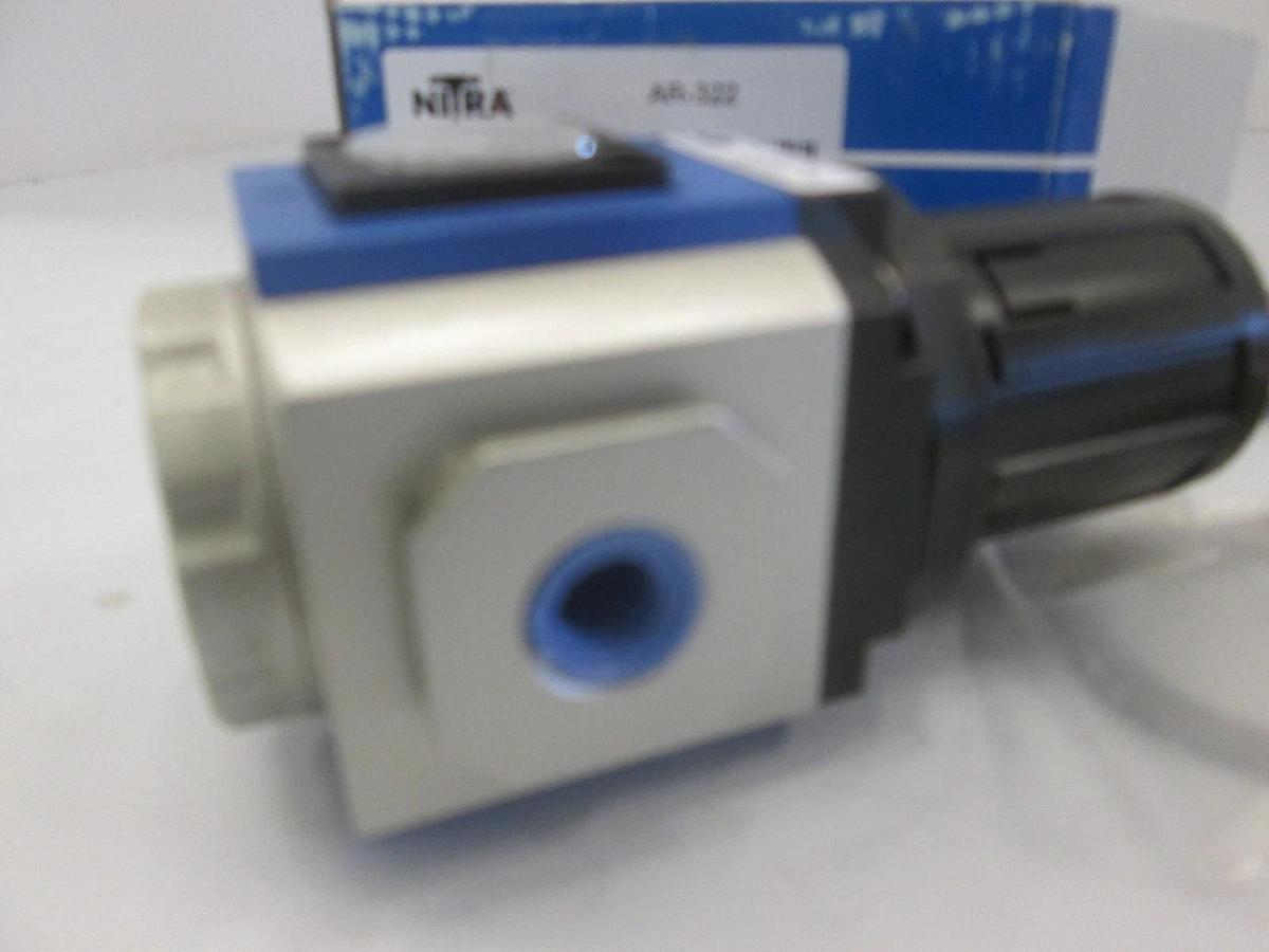 Nitra Pneumatics, AR-322, Regulator w/ Bracket, 1/4" IN NPT, 60 PSI, New